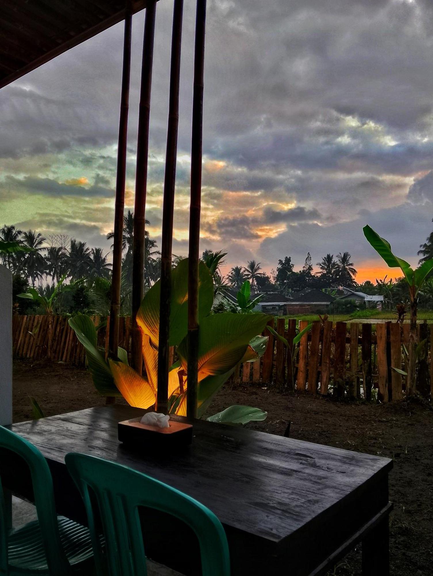 Alfarizi Homestay Tetebatu Buitenkant foto
