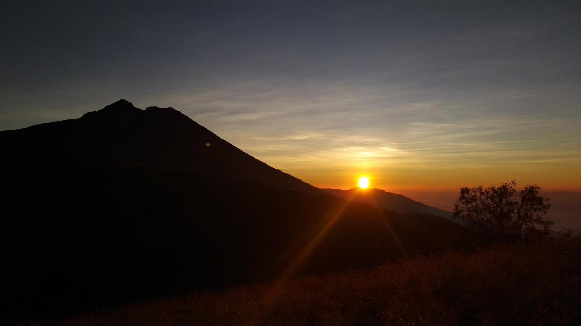 Alfarizi Homestay Tetebatu Buitenkant foto
