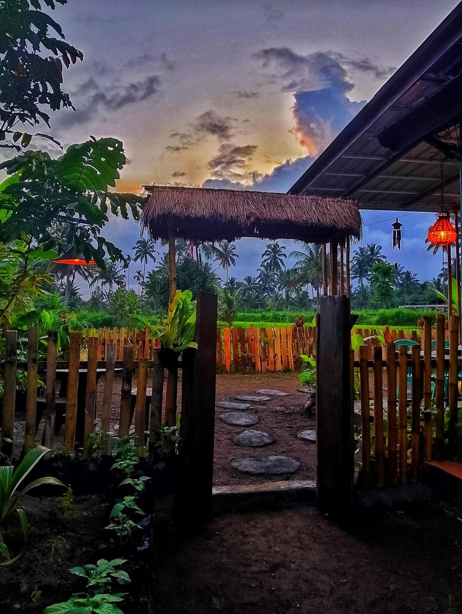 Alfarizi Homestay Tetebatu Buitenkant foto