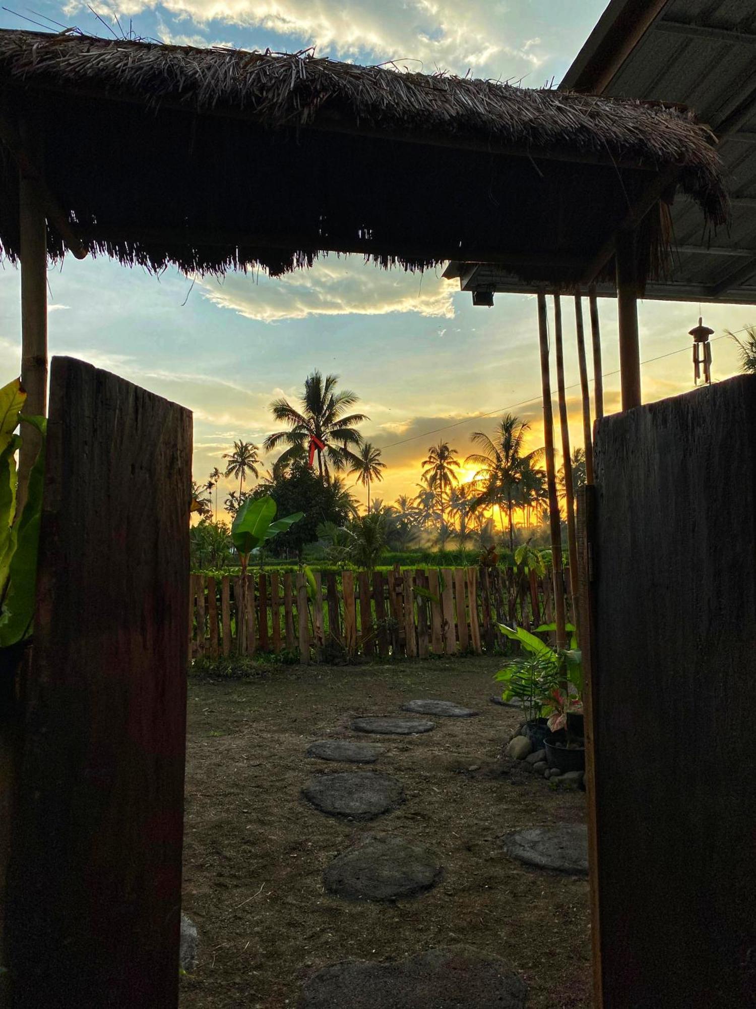 Alfarizi Homestay Tetebatu Buitenkant foto
